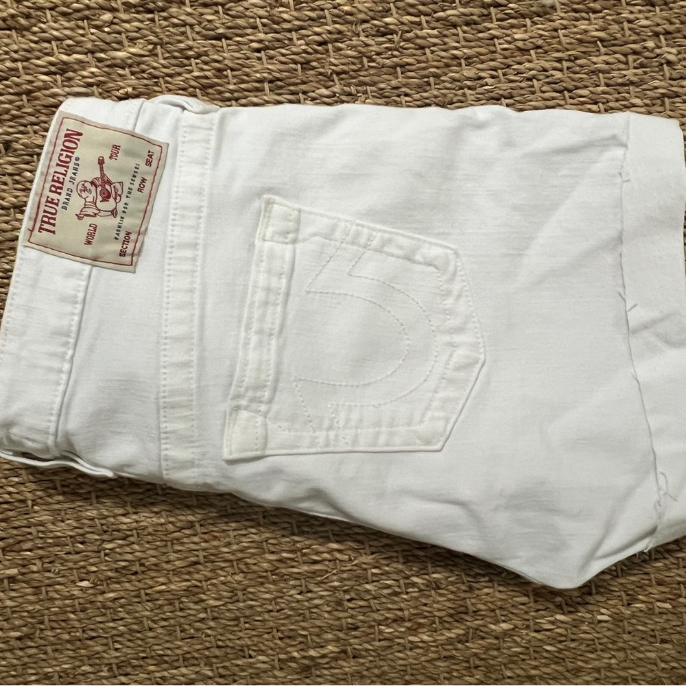True Religion White Jennie Curvy Jean shorts